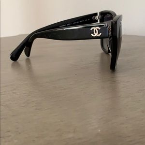 ✨CHANEL SUNGLASSES✨